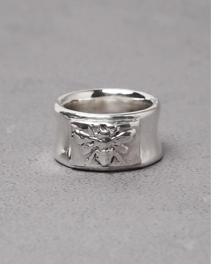 Bee Motif Ring【SV925】