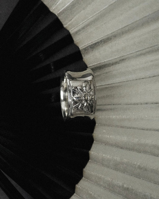 Bee Motif Ring【SV925】