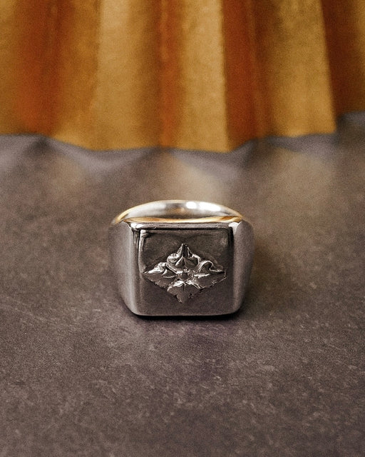Hanabishi Signet Ring 【SV925】