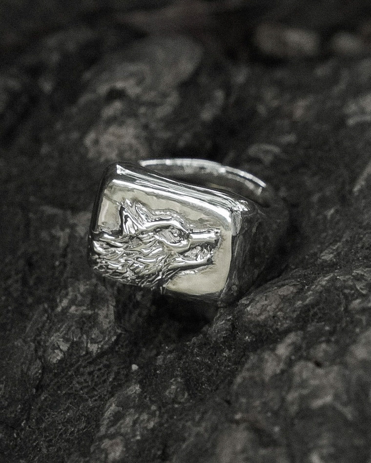 Wolf Signet Ring【SV925】