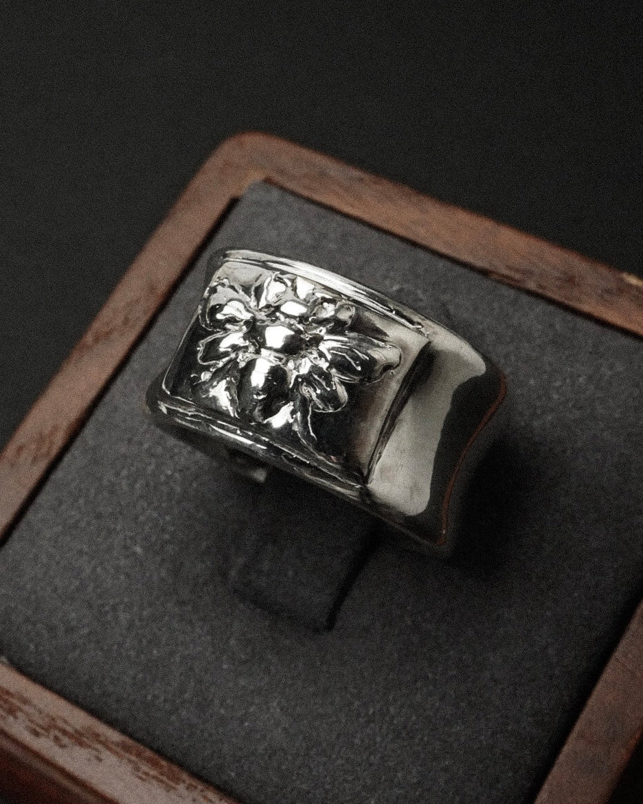 Bee Motif Ring【SV925】